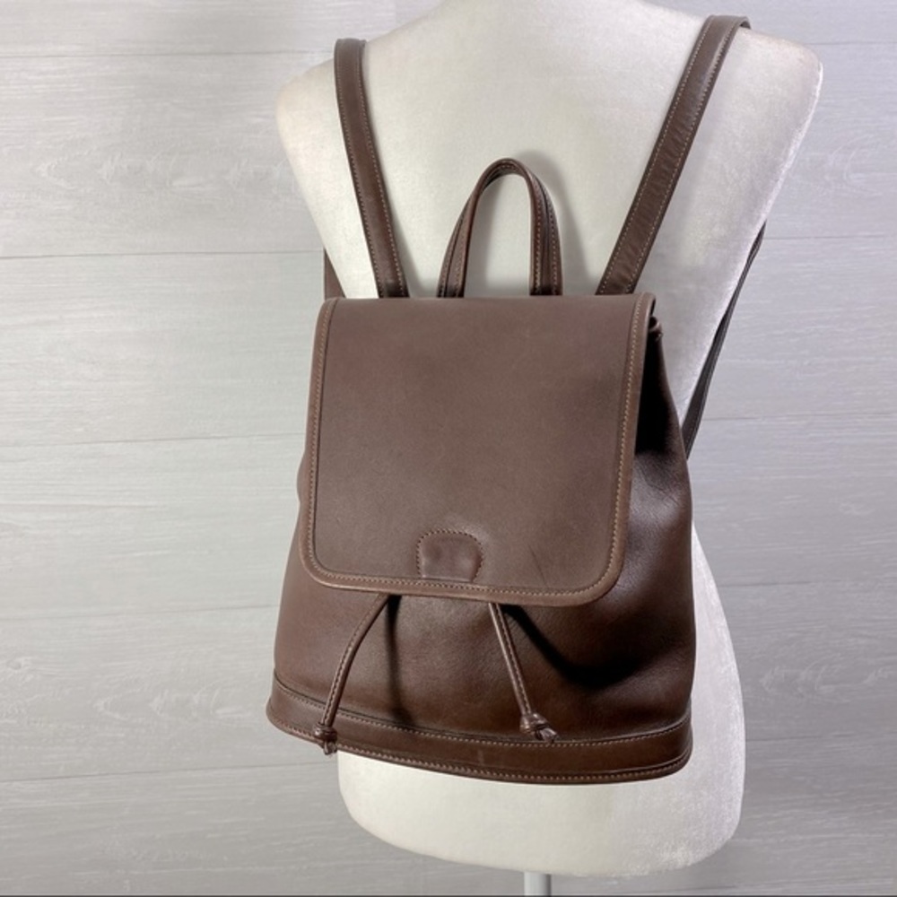 Rare vintage genuine leather backpack Color Brown